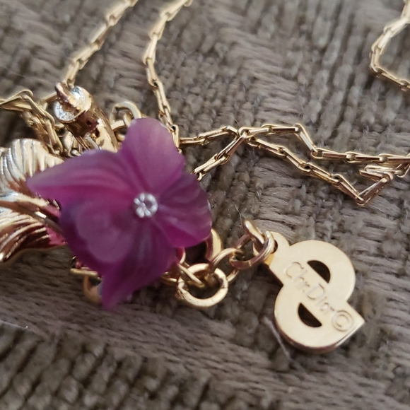 Dior 70s Lucite floral flower necklace - Picture 2 of 8